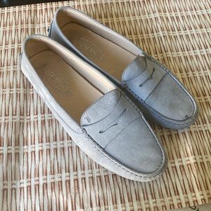 Tod’s Light Gray Gommino Driving ShoesSize 39.5 9.5